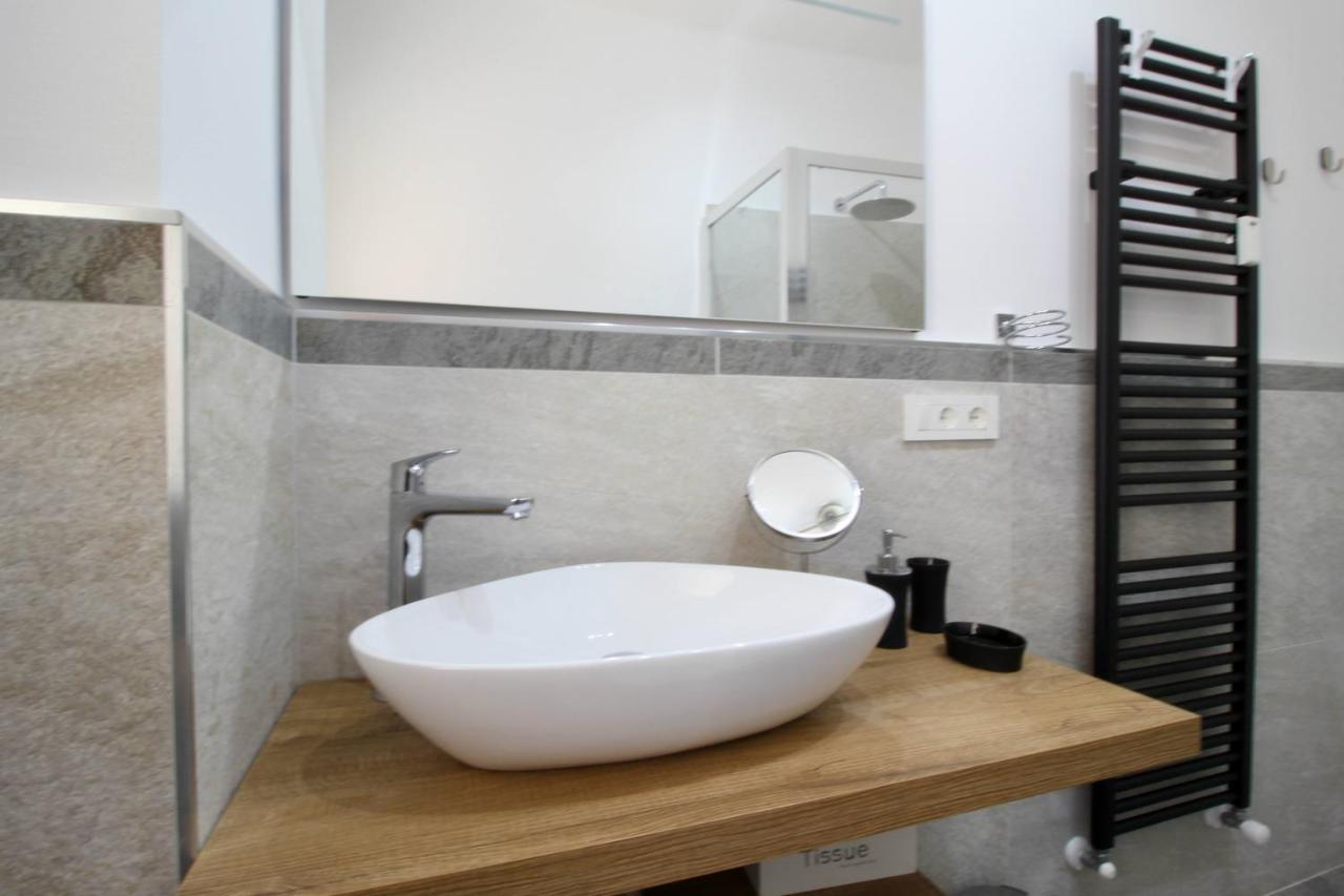 Interno 19 Apartment Bordighera Bagian luar foto